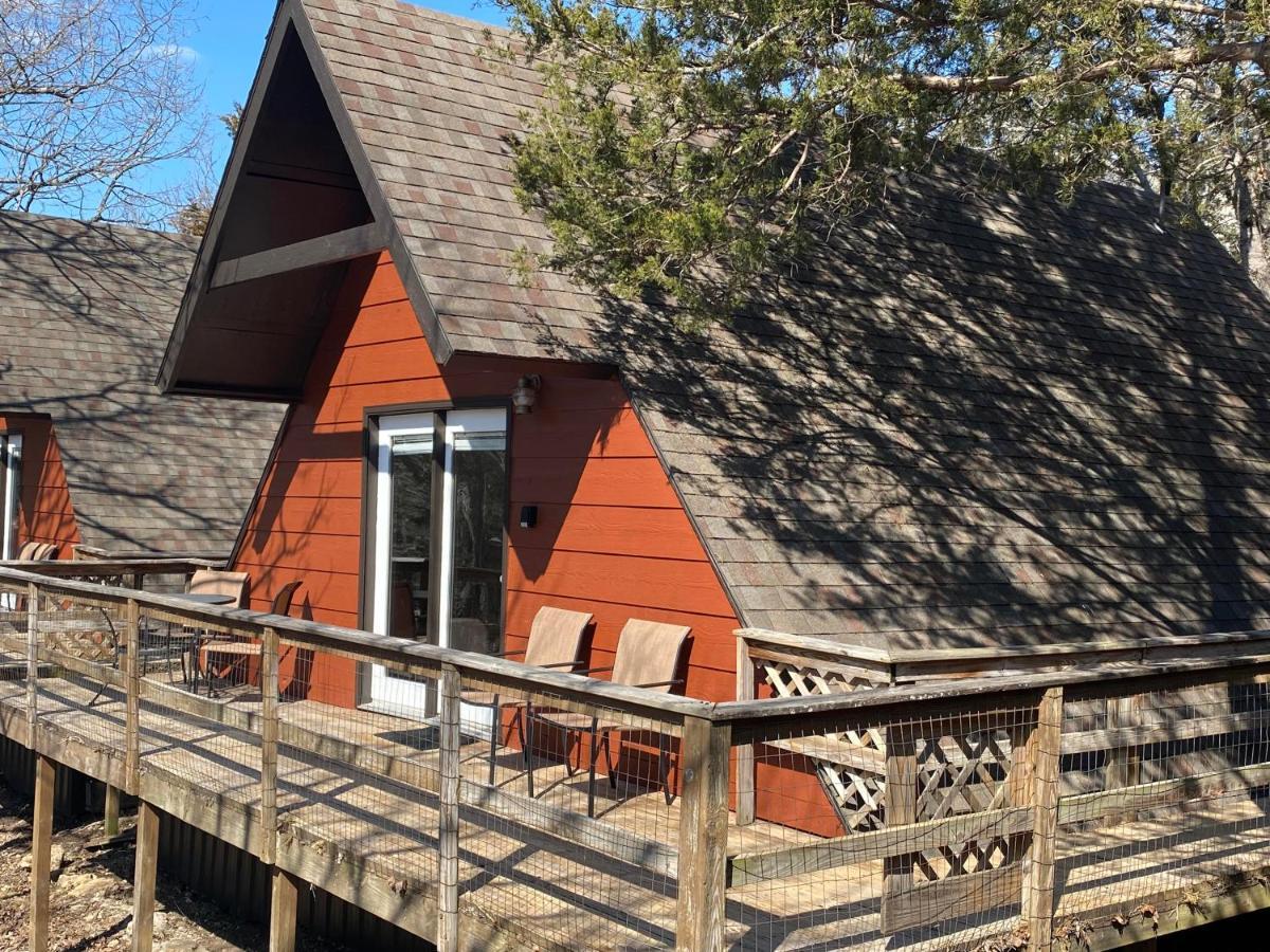 Calm Waters Resort Indian Point Buitenkant foto